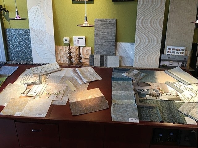 Hunter Douglas Dealer Image